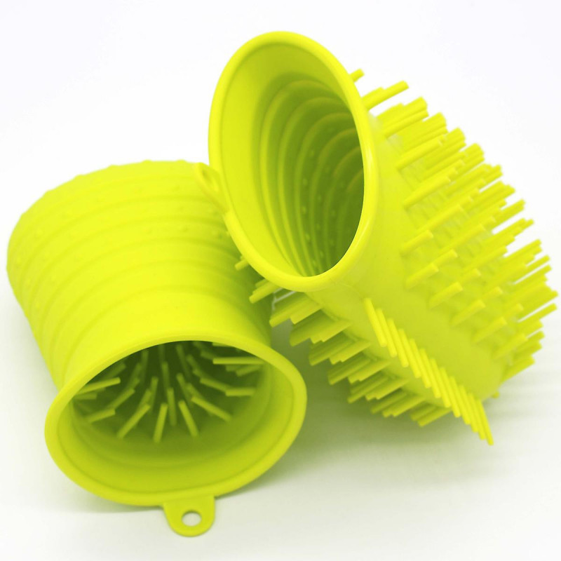 All Silicone Dual Purpose Foot-washing Massager Pet Cleaning Tool Paw Cup Size M Green