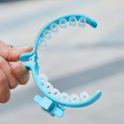 Portable Travel Pet Dog Pooper Scooper with Waterproof Clip-On Toilet, Pink (9.5*6.8cm)