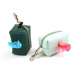 Distributeur de sacs à déchets pour animaux de compagnie avec crochet Accessoire imperméable pour courir avec des chiens