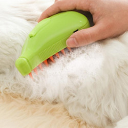 Cute Banana-Shaped Pet Spray Massage Brush Durable Lightweight Pet Massager for Kittens Puppy Cat Do