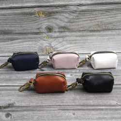 Travel Outdoor Protable Dog Poop Bag Dispenser PU Leather Pouch Pet for Cat Pick Up Poop Bag Holder Waste Bags Organizer