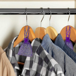 Sacs de lavande séchée fraîchement faits à la main naturellement parfumés