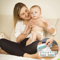 Travel Baby Portable Wipes Bag Dispenser (4 Patterns) 4 Pieces (3-c-vn) Travel Baby Portable Wipes Bag Dispenser (4 Patterns) 4 Pieces (3-c-vn)