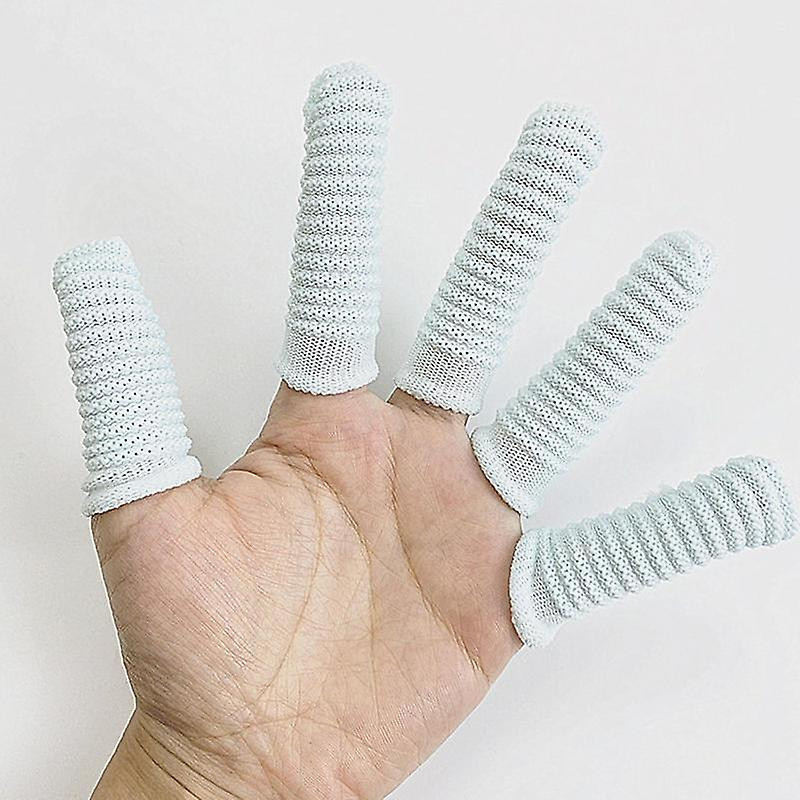 Soft Pet Dog Finger Toothbrush Teeth Cleaning Bad Breath Cleaning Supplies Dog Super Soft Pet Finger Toothbrush [...]