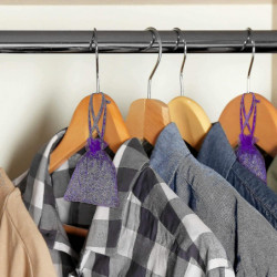 Sacs de lavande séchée fraîchement faits à la main naturellement parfumés