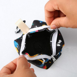 Lightweight Dog Pick Up Poop Bag Dispenser Portable Dog Poop Waste Bag Holder Lightweight Dog Pick Up Poop Bag Dispenser Portable Dog Poop Waste Bag Holder