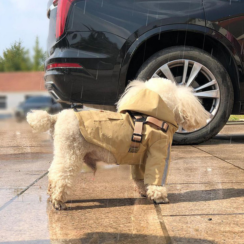 Pet Raincoat Hooded Design Reflective Strip Adjustable Buckle Zipper Closure Back Pocket Waterproof