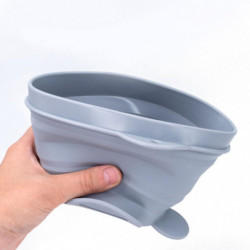 Silicone Portable Folding Travel Dogs Bowls With Carabiner Feeding Container Silicone Portable Folding Travel Dogs Bowls With Carabiner Feeding Container