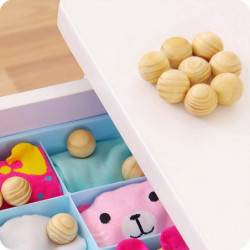 10pcs Armoire Cloes Anti-moisissure, imperméable à l’humidité et aux insectes Boules de bois de camphre, Cuisine [...]