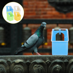 2pcs Plastic Hanging Pigeon Feed Box Hanging Pigeon Feeder Pigeon Feeding Containers 2pcs Plastic Hanging Pigeon Feed Box Hanging Pigeon Feeder Pigeon Feeding Containers