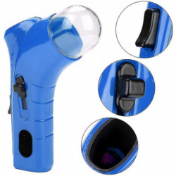 Mangeoire d’alimentation de chien, drôle d’animal familier traitent le distributeur de casse-croûte de chiot tenu [...]