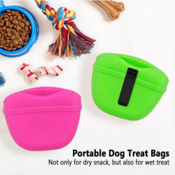 Dog Treat Pouch, 2pcs Acsergery Silicone Dog Training Bag Portable Pet Feeding Bag Gift
