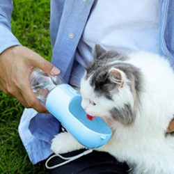 Bouteille d’eau de promenade de chien, distributeur d’eau de voyage multifonctionnel et portable pour chien avec [...]