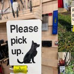 Signe de caca de chien avec porte-sac, pas de signes de chien caca pour la cour, pas de panneaux de chien caca [...]