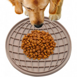 Cat Slow Feeder, Dog Lick Pads, Fish Shape Silicone Puzzle Feeder Pet Fun Lick Mat Anti-slping Pet Slower Food