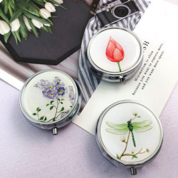Pill Box with Cover 3 Independent Grids Well Sealed Moisture-proof Dustproof Business Trip Tablet Ho Pill Box with Cover 3 Independent Grids Well Sealed Moisture-proof Dustproof Business Trip Tablet Ho