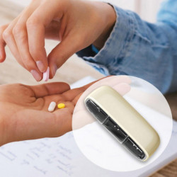 Portable 3-Compartment Pill Box Letter Printed with Dust-proof Transparent Lid Silicone Seal Portabl Portable 3-Compartment Pill Box Letter Printed with Dust-proof Transparent Lid Silicone Seal Portabl