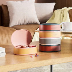 Pill Box 6 Grids Moisture-proof Avoid Light Good Sealing Large Capacity Hanging Design Jewelry Candy Pill Box 6 Grids Moisture-proof Avoid Light Good Sealing Large Capacity Hanging Design Jewelry Candy