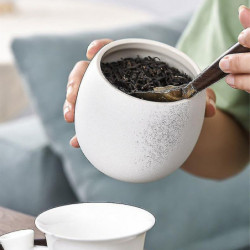 Fortune Cat Ceramic Tea Can Storage Tank Large Capacity Portable Moistureproof Portable Travel Small Teahouse [...]