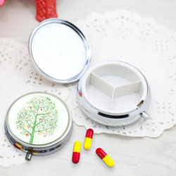 Boîte à pilules avec couvercle 3 grilles indépendantes bien scellées étanches à l’humidité étanches à la poussière [...]