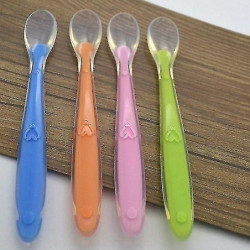Soft Silicone Spoon Candy Color Temperature Sensing Spoon Children Food Feeding Tools