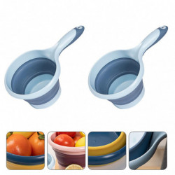 2Pcs Kitchen Folding Handle Bailer Hanging Portable Water Scoops (Random Color and Style)
