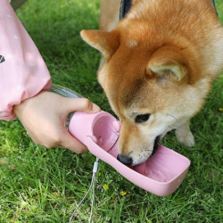 Dog Foldable Water Feeding Cup With Lanyard Large Capacity Leakproof Drinking Bowl Pet Dogs Supplies