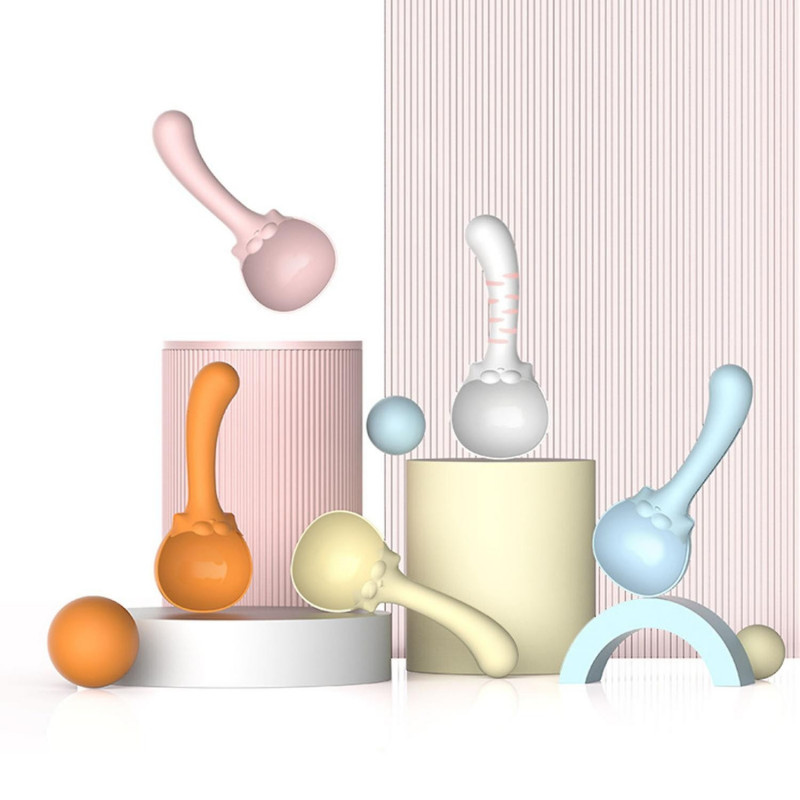 Multifunctional Pet Spoon Convenient Space-saving Easy Feeding Sealed Bag Clipping Curved Design Pet