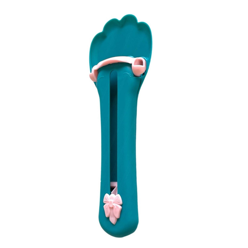 Cat Strip Squeezer Claw Shape Smooth Edges Easy to Use Creative Novelty Feeding Plastic Pet Cat