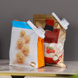 2Pcs Sealing Clip with Lid Long Damp-proof Food Preservation Snack Bread Storage Bag Sealing Clamp S 2Pcs Sealing Clip with Lid Long Damp-proof Food Preservation Snack Bread Storage Bag Sealing Clamp S