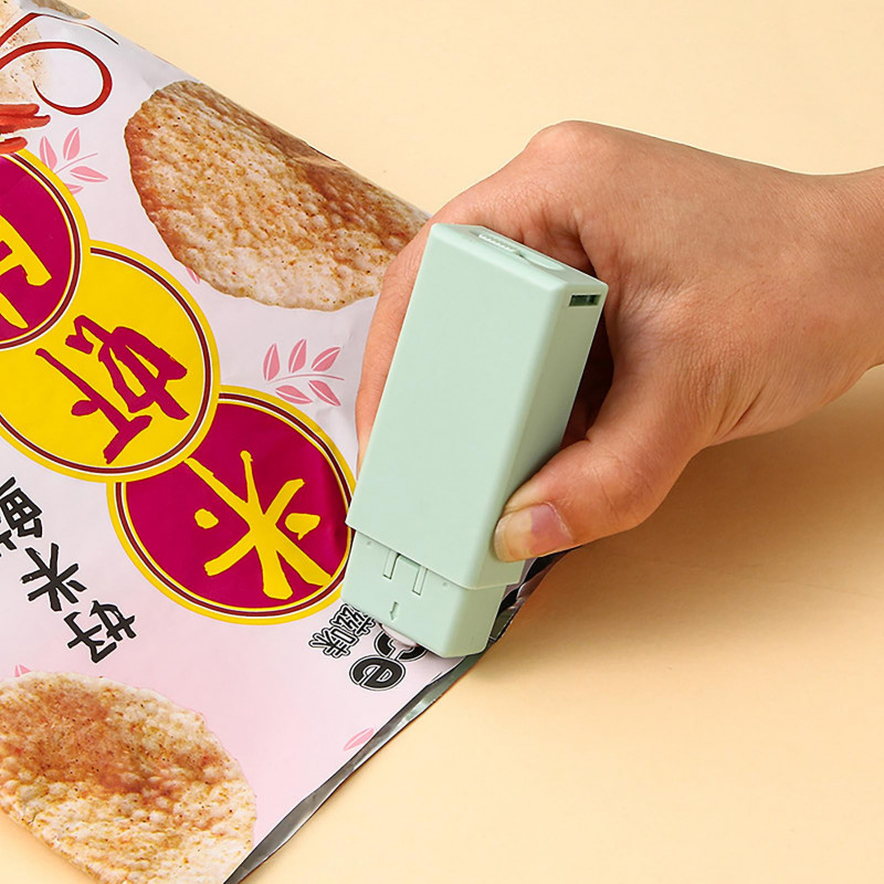 Heat Sealer Quick Sealing Multi-purpose Preservation Portable Food Snack Hand Press Heating Capper for Kitchen