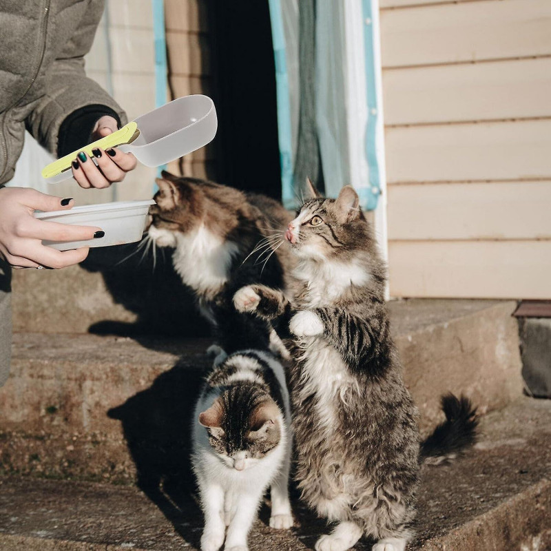 Scoop For Dog Food Pet Food Scoop Dog Food Scoop With Bag Clip Cat Food Spoon Plastic Pet Food Feeding Scoop Cat [...]