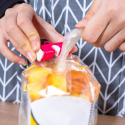 3 x 3Pcs Sealing Clip Practical Multi Purpose Multicolor Fresh Food Bag Closure Clamp for Kitchen 3 x 3Pcs Sealing Clip Practical Multi Purpose Multicolor Fresh Food Bag Closure Clamp for Kitchen