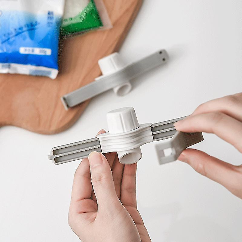 Food Sealing Clips Creative Reuseable Food Plastic Bag Bag Sealing Clip Food Clip With A Cap Type Spray Nozzle [...]
