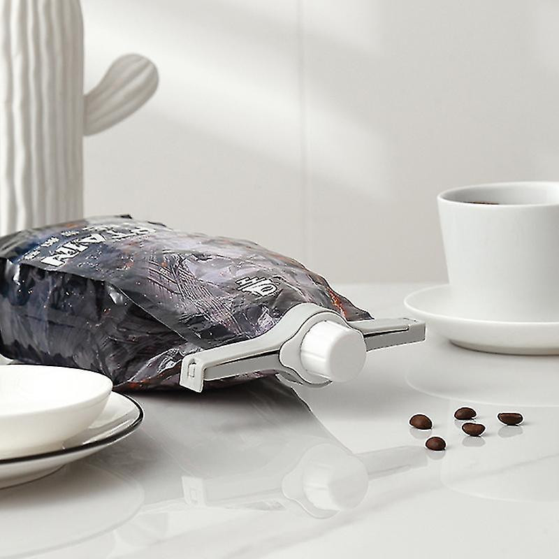 Food Sealing Clips Creative Reuseable Food Plastic Bag Bag Sealing Clip Food Clip With A Cap Type Spray Nozzle [...]