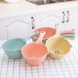 2pc Bath water shower water scoop bath scoop cup children's water scoop plastic kitchen scoop with long handle (D-V2) 2pc Bath water shower water scoop bath scoop cup children's water scoop plastic kitchen scoop with long handle (D-V2)