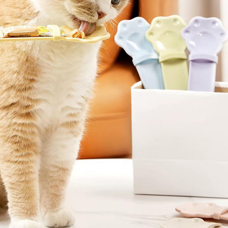 Wet Food Feeding Spoons for Cat Multifuntional Hangable Spoon for Living Room