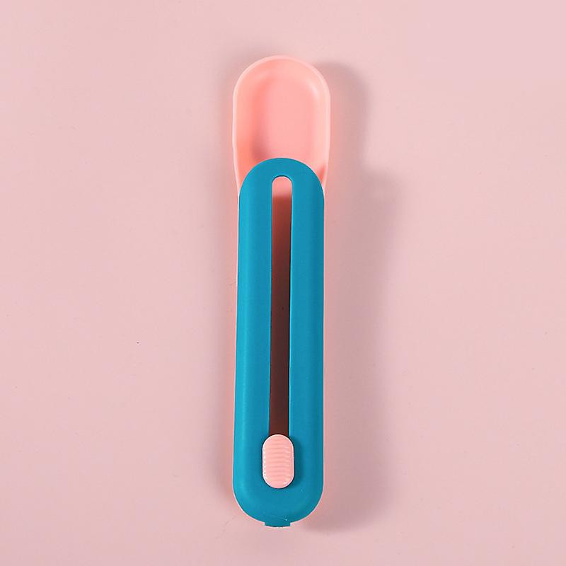 Cuillère d’alimentation pour animaux de compagnie Longue bande Chat Snack Squeezer Feeder Mini Pet Eating Supplies