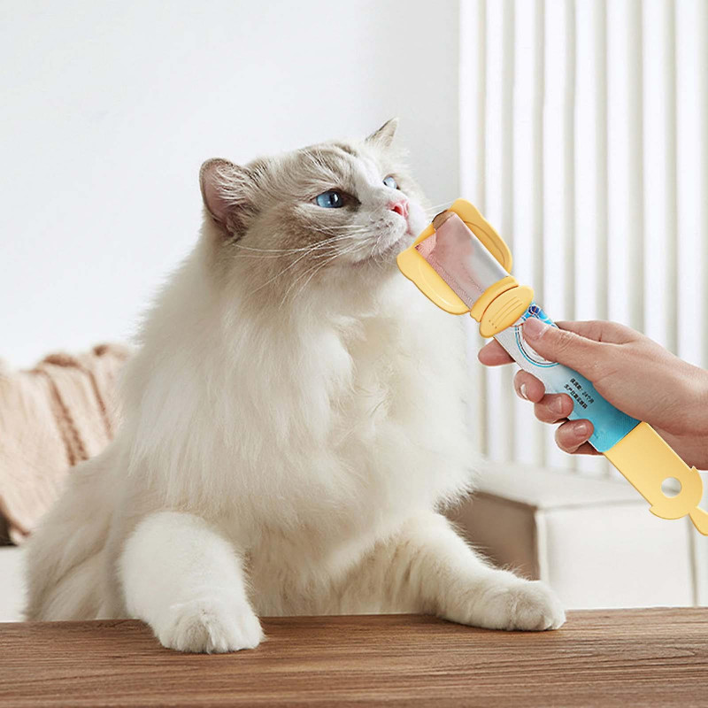 Feeding Device Squeezing Spoon Feeding Spoon Pet Supplies Spoon For Tightening With Strips GAO0616