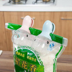 Multi-function Food Spoon Portable Cup Spoon Portion Control Sealing Clip for Rice Pet Food Multi-function Food Spoon Portable Cup Spoon Portion Control Sealing Clip for Rice Pet Food