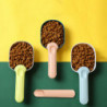 Reliable And Durable Pet Food Scoops Plastic Measuring Cups Pet Feeding Props