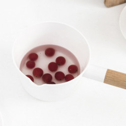 Water Scoop Portable Lightweight Simple Wooden Long Handle Plastic Water Ladle for Home Water Scoop Portable Lightweight Simple Wooden Long Handle Plastic Water Ladle for Home