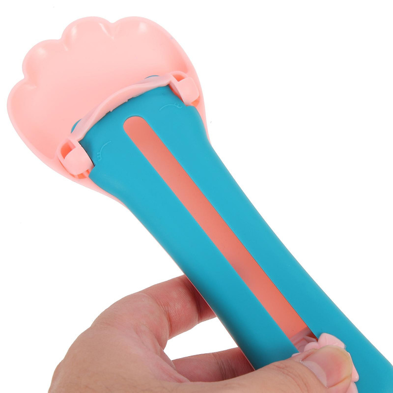 Household Cat Food Squeezer Convenient Cat Feeder Compact Feeding Spoon Cat Accessory