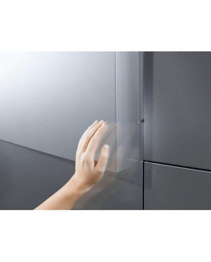 Blum 956A1004 Ensemble de basculement magnétique Push To Open et plaque de montage (grandes portes)
