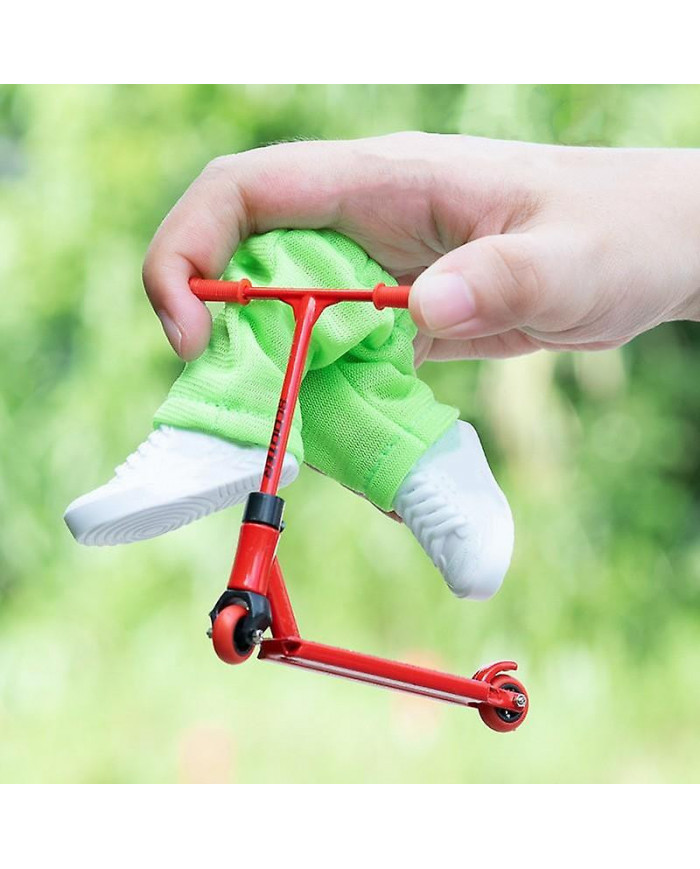 Alloy Finger Scooter Toy - Mini planche à roulettes avec pantalon, chaussures et outils - Finger Toy Skateboards [...]