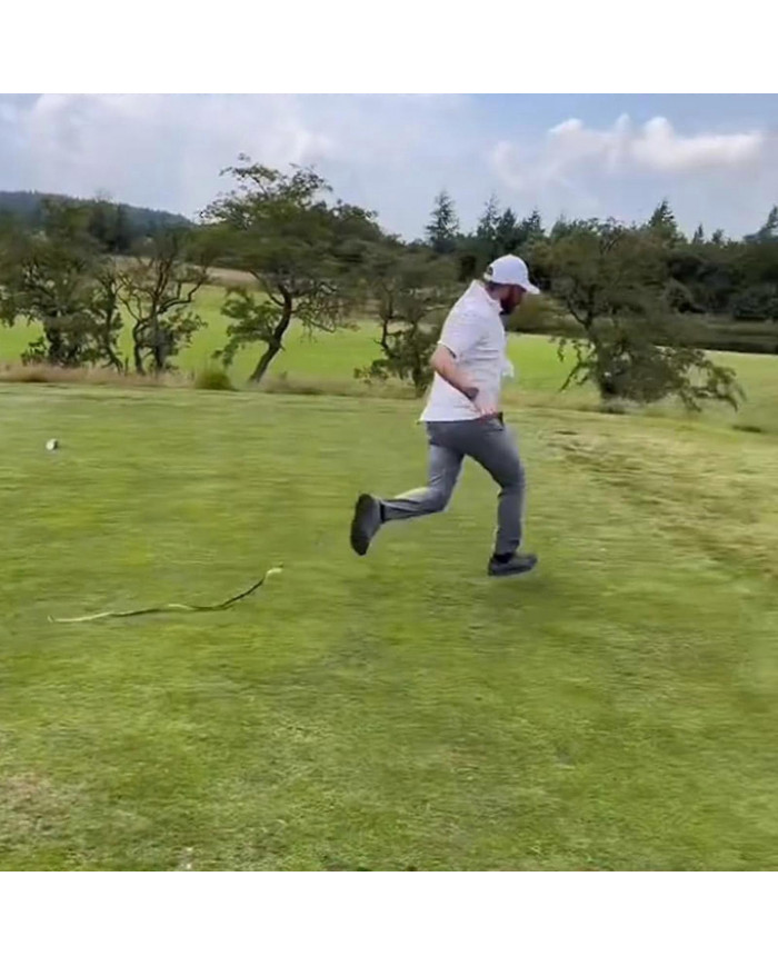 Farce de serpent avec clip de ficelle - Serpent sur une farce de corde qui poursuit les gens jouet, farce de [...]