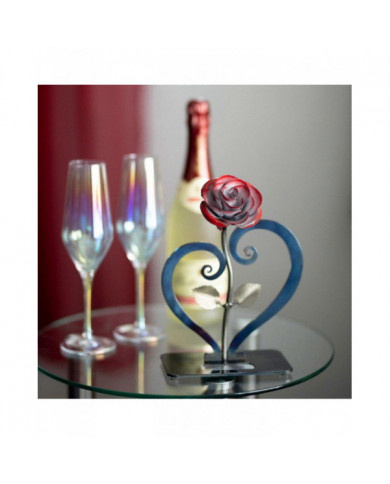 Cadeau en fer forgé forgé à la main Rose en métal rouge avec support en forme de cœur