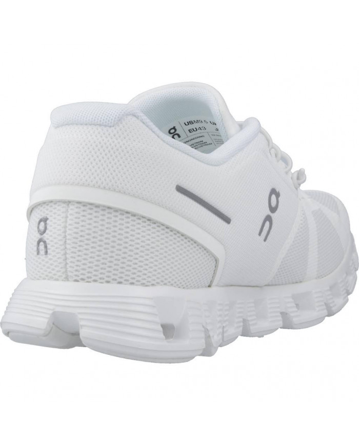 On Running Sport / Cloud 5 Chaussures Blanches Non Teintes