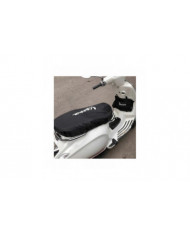 1pc Moto Imperméable Housse De Siège Extensible Accessoires Cas Pour Vespa Gts300 150 Étanche À La Poussière [...]